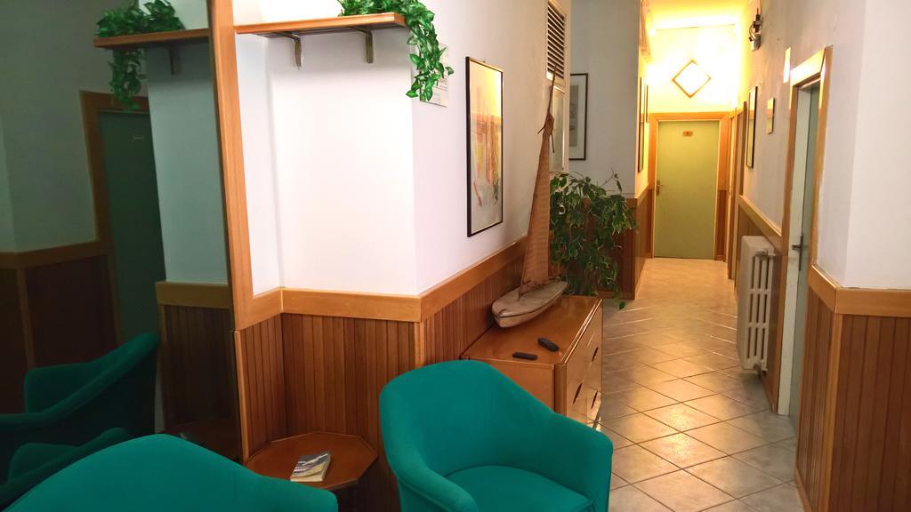 Albergo Golfo Follonica Exterior photo